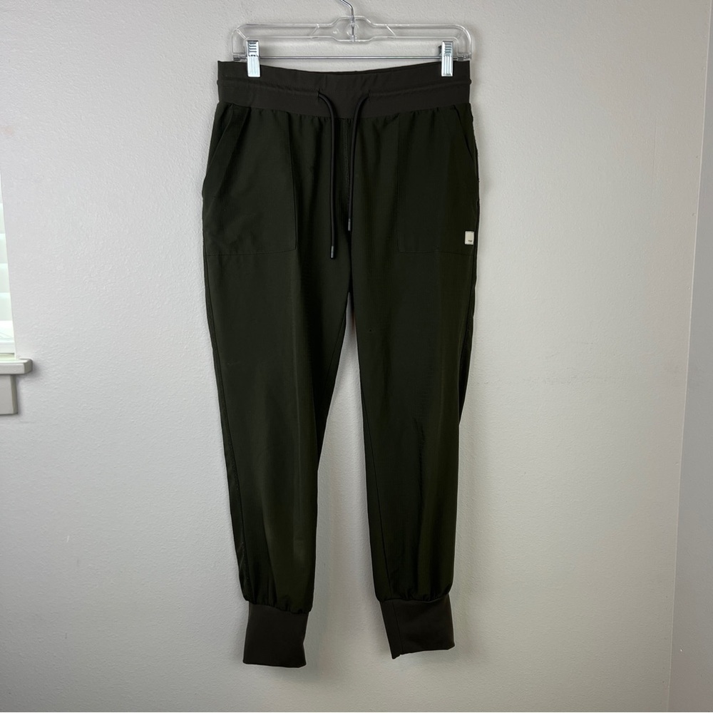 Vuori Summit Woven Olive Green Jogger Pants - Picture 2 of 5